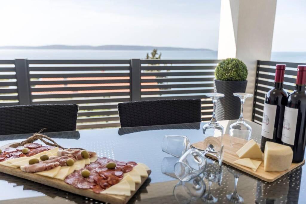 Apartment By Joe Trogir Bagian luar foto