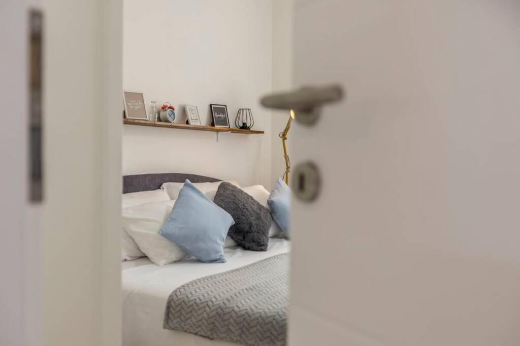 Apartment By Joe Trogir Bagian luar foto