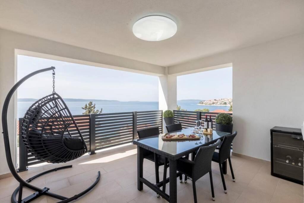 Apartment By Joe Trogir Bagian luar foto